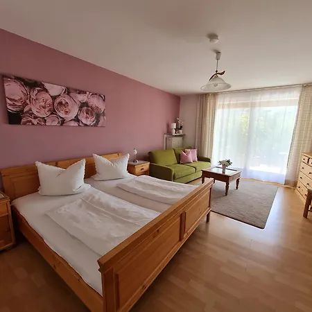 Gaestehaus Radlerhof Gstadt am Chiemsee