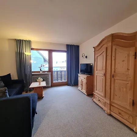 게스트하우스 Gaestehaus Radlerhof 3*