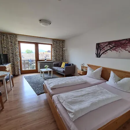 招待所 Gaestehaus Radlerhof